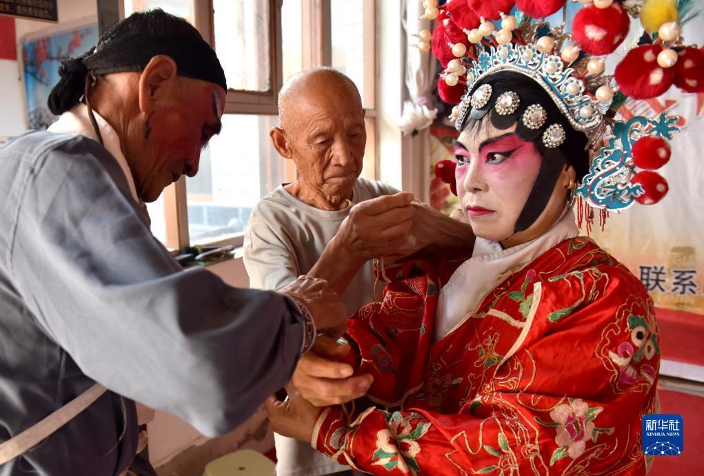 奔驰宝马游戏电玩城